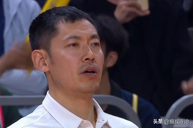 张庆鹏：第一节被人家得30分一次犯规没有，这是全明星级别防守吗